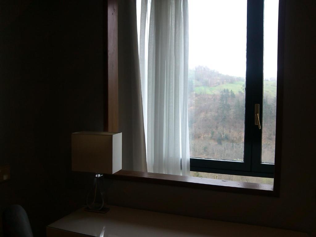 Hotel Montanas De Covadonga Cangas de Onis Exterior photo